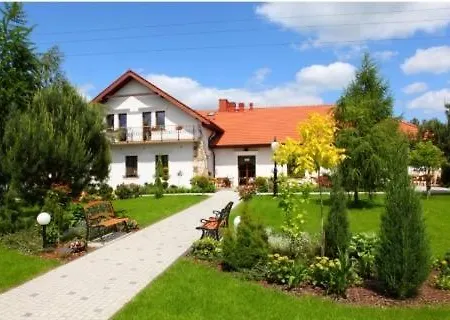 Han/Misafirhane Dom Bankietowy Arkadia