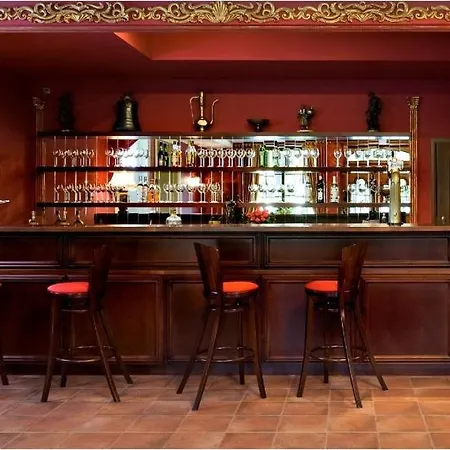 Dom Bankietowy Arkadia Inn 3*