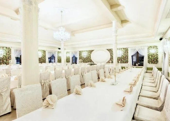 Zajazd Dom Bankietowy Arkadia 3*